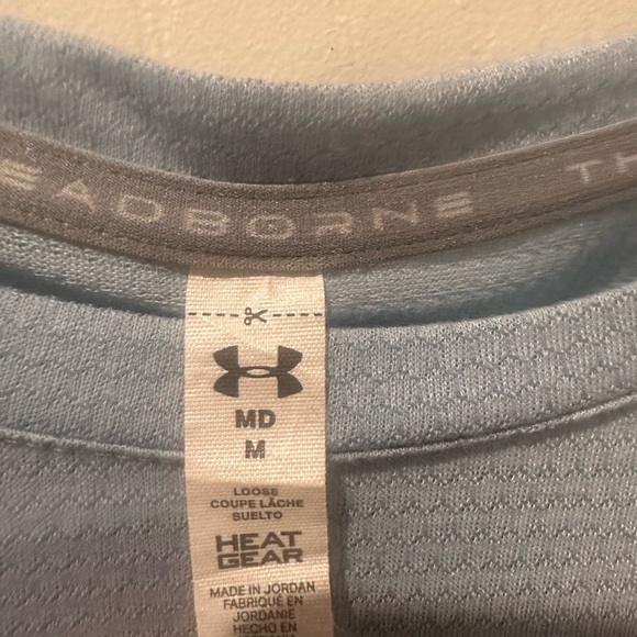 Under Armour Crew Neck Light Weight shirt - Picture 5 of 5